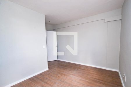 Suite de apartamento à venda com 2 quartos, 64m² em Ipiranga, Belo Horizonte