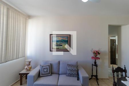 Apartamento à venda com 83m², 3 quartos e 1 vagaSalas