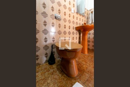 Casa à venda com 360m², 2 quartos e 4 vagasBanheiro Social