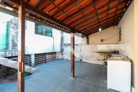 Casa à venda com 360m², 2 quartos e 4 vagasÁrea de Serviço
