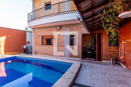 Casa à venda com 280m², 3 quartos e 4 vagasPiscina