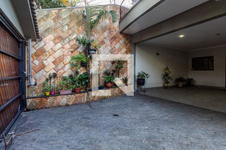 Casa à venda com 280m², 3 quartos e 4 vagasGaragem
