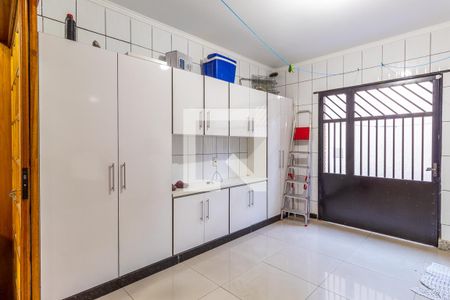 Casa à venda com 280m², 3 quartos e 4 vagasÁrea de Serviço