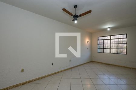 Quarto 1 de casa para alugar com 5 quartos, 250m² em Padre Eustáquio, Belo Horizonte