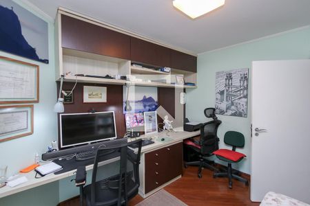 Apartamento à venda com 143m², 3 quartos e 2 vagasQuarto 2