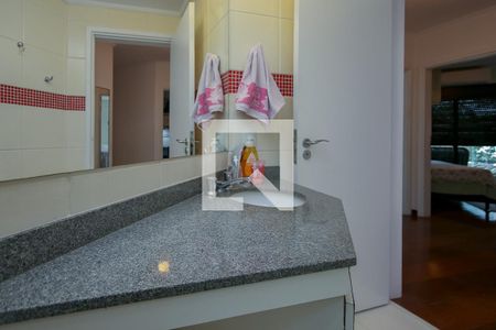 Apartamento à venda com 143m², 3 quartos e 2 vagasBanheiro