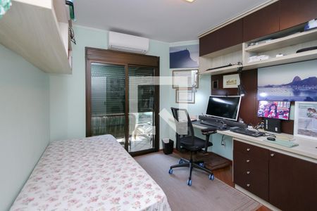 Apartamento à venda com 143m², 3 quartos e 2 vagasQuarto 2