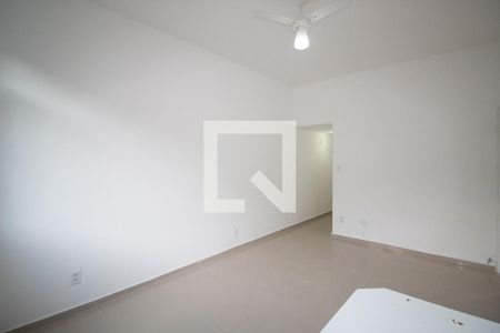 Sala de apartamento para alugar com 2 quartos, 70m² em Copacabana, Rio de Janeiro