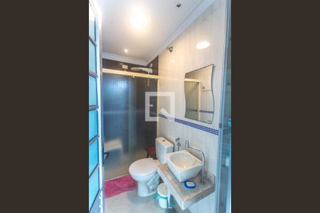 Casa à venda com 253m², 2 quartos e 2 vagas Casa à venda com 253m², 2 quartos e 2 vagasBanheiro de serviço