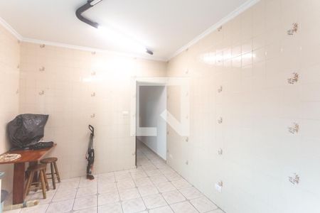 Casa à venda com 253m², 2 quartos e 2 vagas Casa à venda com 253m², 2 quartos e 2 vagasCozinha