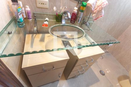 Casa à venda com 253m², 2 quartos e 2 vagas Casa à venda com 253m², 2 quartos e 2 vagasLavabo