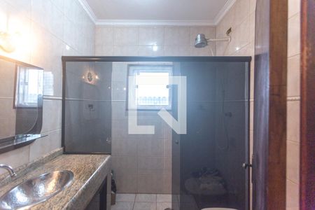 Casa à venda com 253m², 2 quartos e 2 vagas Casa à venda com 253m², 2 quartos e 2 vagasBanheiro social