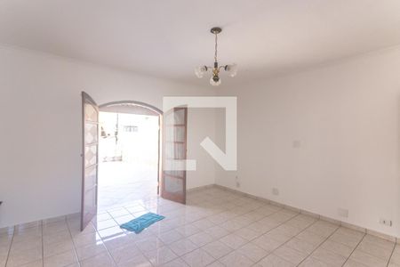 Casa à venda com 253m², 2 quartos e 2 vagas Casa à venda com 253m², 2 quartos e 2 vagasQuarto 2