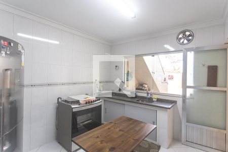 Casa à venda com 253m², 2 quartos e 2 vagas Casa à venda com 253m², 2 quartos e 2 vagasEdícula