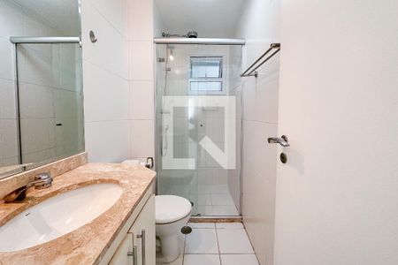 Apartamento à venda com 81m², 3 quartos e 1 vagaBanheiro Social