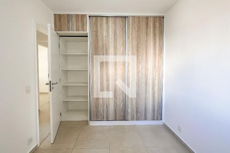 Apartamento à venda com 81m², 3 quartos e 1 vagaQuarto 2