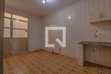 Casa à venda com 600m², 3 quartos e 3 vagas Casa à venda com 600m², 3 quartos e 3 vagasCozinha