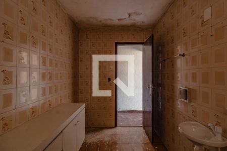 Casa à venda com 600m², 3 quartos e 3 vagas Casa à venda com 600m², 3 quartos e 3 vagasBanheiro