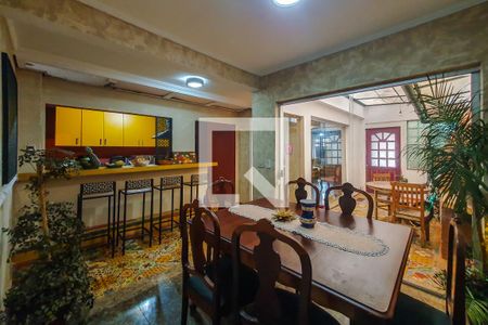 Casa à venda com 220m², 3 quartos e 2 vagascopa