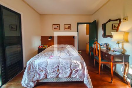 Casa à venda com 220m², 3 quartos e 2 vagasquarto 3 suite