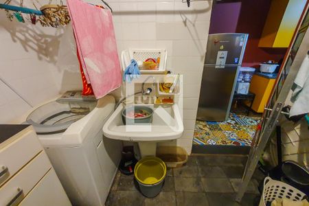 Casa à venda com 220m², 3 quartos e 2 vagasÁrea de Serviço