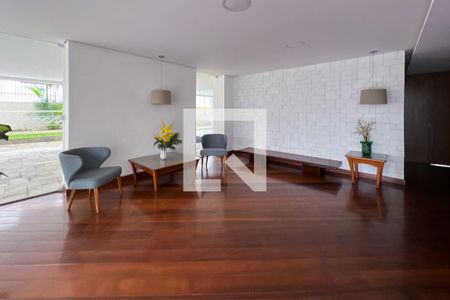 Apartamento à venda com 95m², 3 quartos e 1 vaga Apartamento à venda com 95m², 3 quartos e 1 vagaHall
