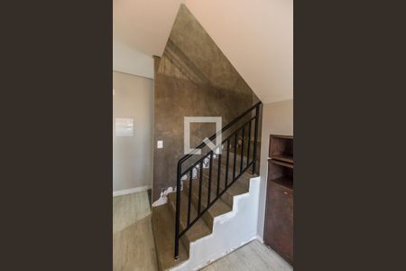 Apartamento à venda com 131m², 3 quartos e 2 vagasEscada