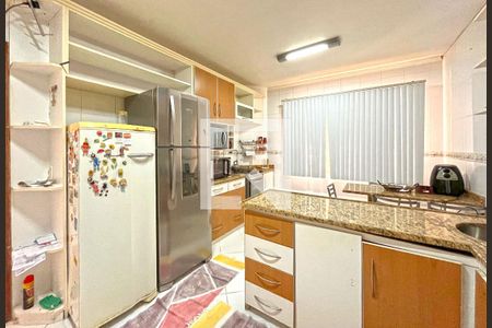 Casa à venda com 267m², 3 quartos e 3 vagasCozinha