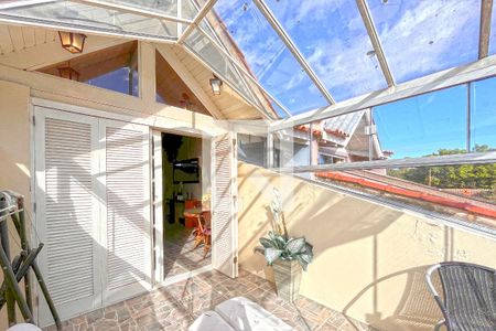 Casa à venda com 267m², 3 quartos e 3 vagasVaranda da Sala íntima