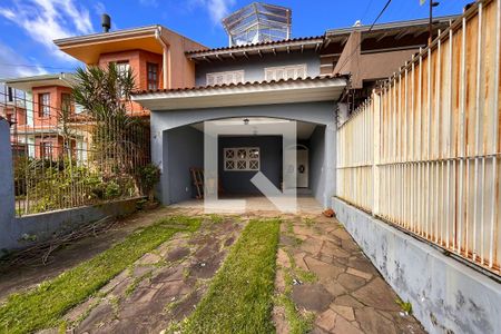 Casa à venda com 267m², 3 quartos e 3 vagasFachada