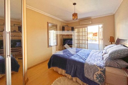 Casa à venda com 267m², 3 quartos e 3 vagasSuíte