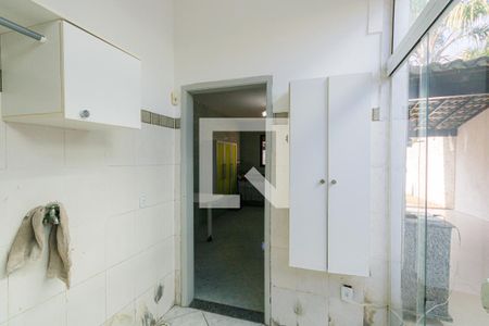 Casa de condomínio à venda com 90m², 3 quartos e 3 vagas Casa de condomínio à venda com 90m², 3 quartos e 3 vagasÁrea de Serviço