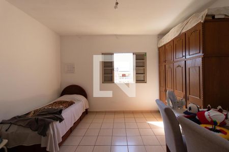 Quarto 1 de casa para alugar com 3 quartos, 180m² em Vila Medeiros, São Paulo