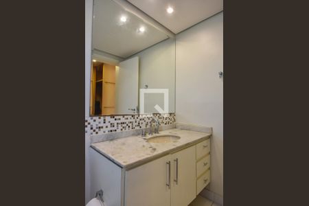 Apartamento para alugar com 180m², 4 quartos e 3 vagasBanheiro Suíte 02