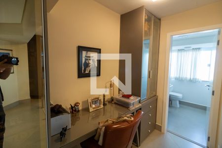 Apartamento à venda com 100m², 2 quartos e 1 vagaSala