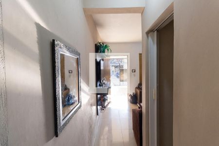 Casa à venda com 63m², 2 quartos e 1 vagaBanheiro Corredor