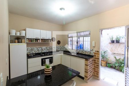 Casa à venda com 63m², 2 quartos e 1 vagaCozinha