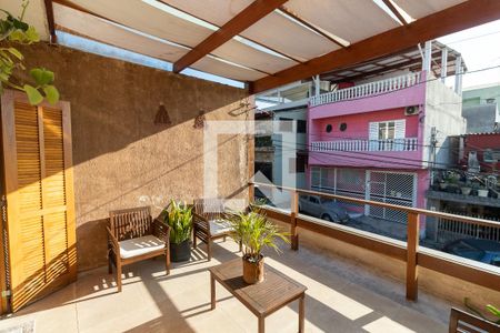 Casa à venda com 63m², 2 quartos e 1 vagaVaranda