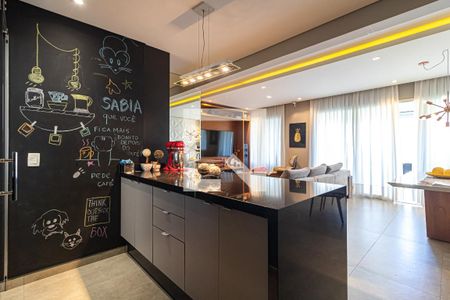 Apartamento à venda com 134m², 3 quartos e 2 vagasCozinha