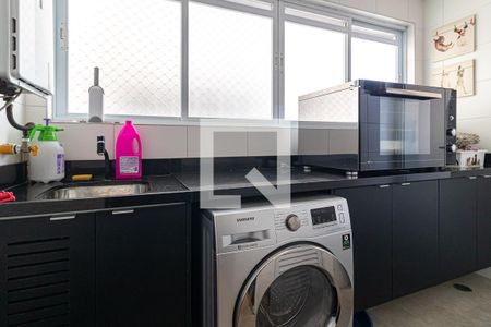 Apartamento à venda com 134m², 3 quartos e 2 vagasÁrea de Serviço