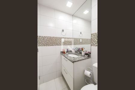 Apartamento à venda com 64m², 2 quartos e 1 vagaBanheiro da Suíte