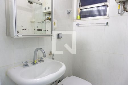Apartamento à venda com 98m², 3 quartos e 1 vaga Apartamento à venda com 98m², 3 quartos e 1 vagaBanheiro 2