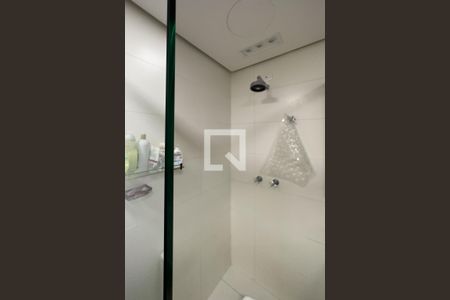 Apartamento à venda com 123m², 3 quartos e 3 vagas Apartamento à venda com 123m², 3 quartos e 3 vagasBanheiro da Suíte