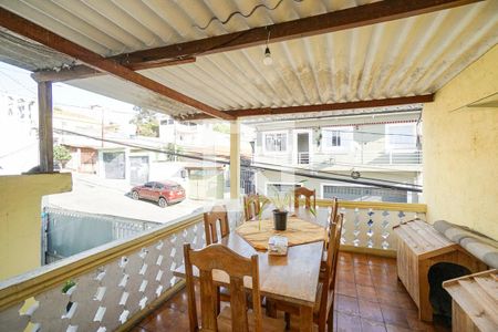 Casa à venda com 90m², 2 quartos e 1 vaga Casa à venda com 90m², 2 quartos e 1 vagaTerraço