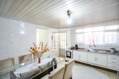 Casa à venda com 90m², 2 quartos e 1 vaga Casa à venda com 90m², 2 quartos e 1 vagaCozinha