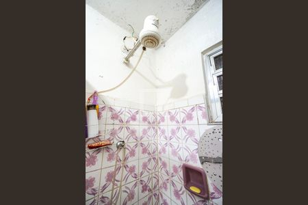 Casa à venda com 90m², 2 quartos e 1 vaga Casa à venda com 90m², 2 quartos e 1 vagaChuveiro