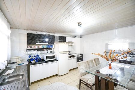 Casa à venda com 90m², 2 quartos e 1 vaga Casa à venda com 90m², 2 quartos e 1 vagaCozinha