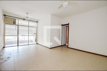 Sala de apartamento para alugar com 2 quartos, 90m² em Icaraí, Niterói