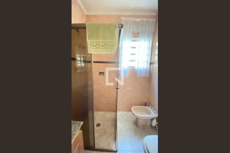 Casa à venda com 198m², 3 quartos e 2 vagasBanheiro Social 