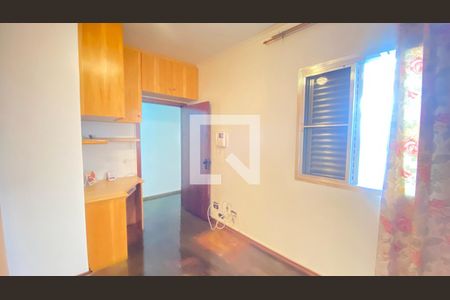 Quarto 1  de casa à venda com 3 quartos, 198m² em Vila Gomes Cardim, São Paulo